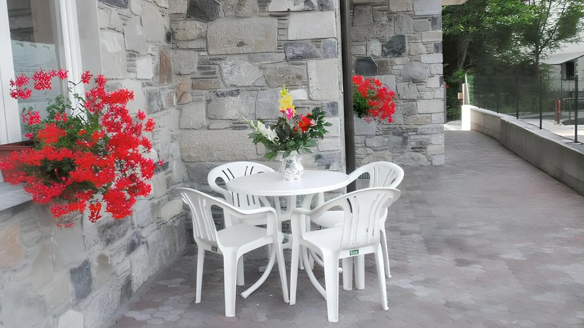 Cosy Apartment With Panoramic View In Livo 70 M² Terrace イタリア